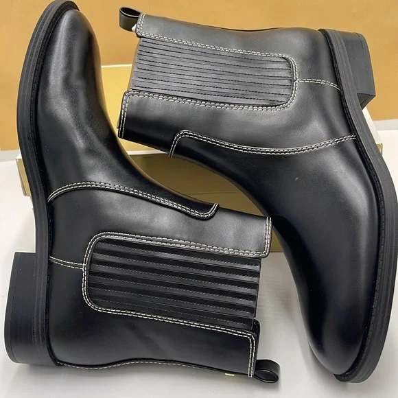 Michael Kors ELLA FLAT BOOTIE
FAUX LEATHER
49F4ELFE5L
BLACK - Picture 11 of 16